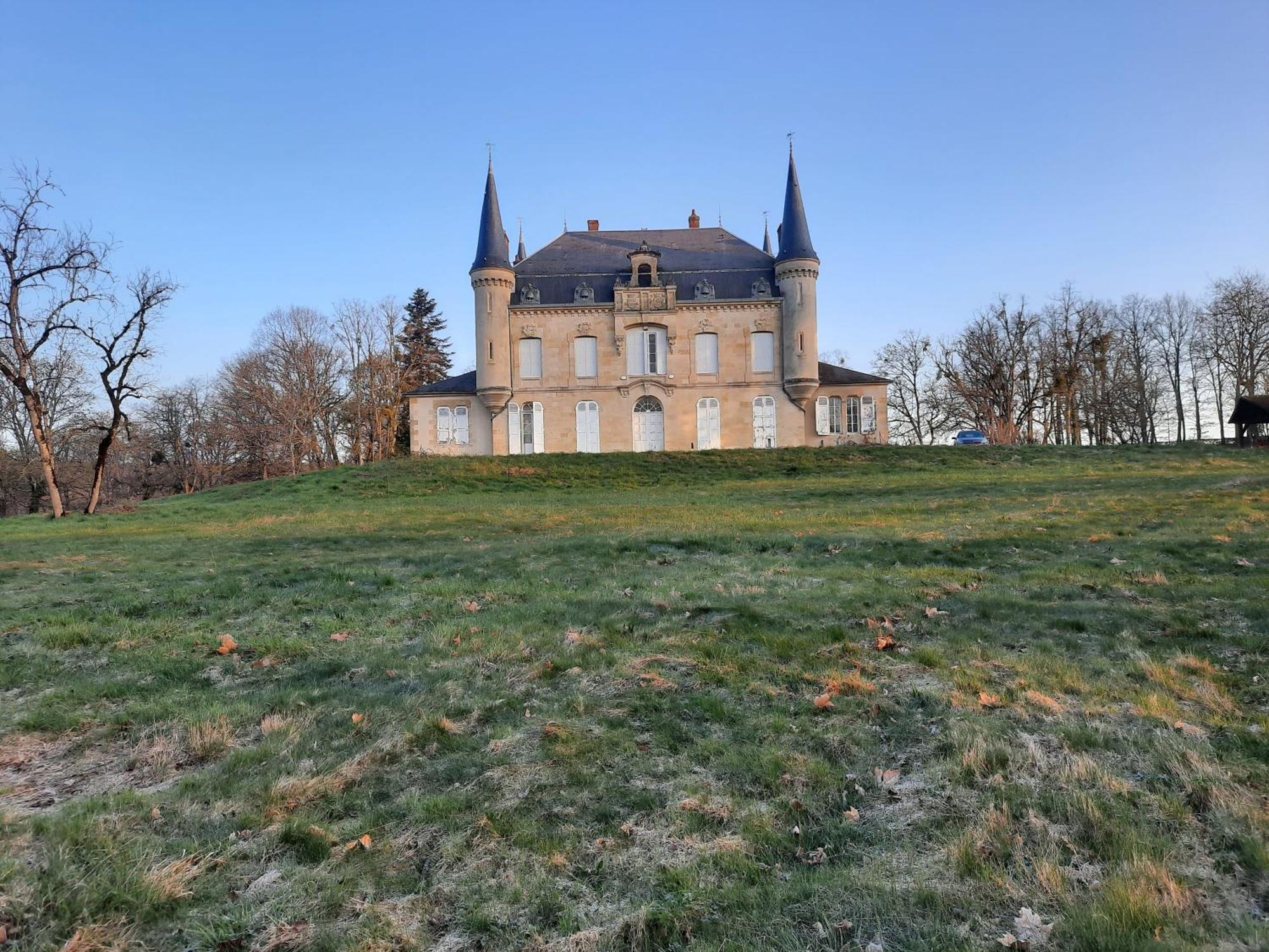 Chateau Le Plessis Sémelay Екстериор снимка